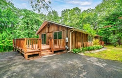 1037 Bartholomew Road, Middletown, CT 06457