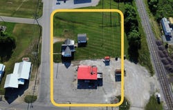 2002 S 15th Street, Lawrenceville, IL 62439