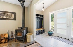 200 RED HAWK Dr, CastleRock, WA 98611