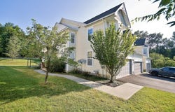 49 Cornwall Lane, Middletown, NY 10940