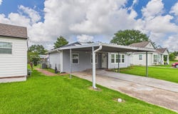 1504 Carter, Orange, TX 77630