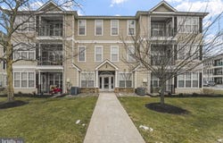 59 KYLE Way, EWING, NJ 08628