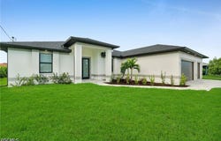634 SE 1st Terrace, Cape Coral, FL 33990