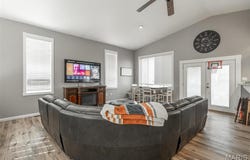 465 Hickory Meadow Lane, Poplar Bluff, MO 63901