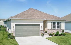 2413 NW Sunnyvale Court, Blue Springs, MO 64015