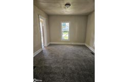 901 Queen Anne Avenue, Ottumwa, IA 52501