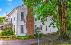 115 E Meeting Street, Dandridge, TN 37725