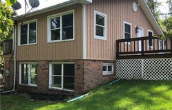 12104 Crampton Drive, Burton, OH 44021