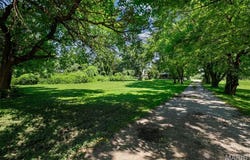 1625 Charbonier Road, Florissant, MO 63031