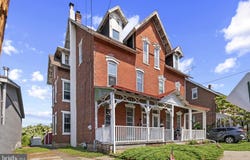 319 WALNUT STREET, ROYERSFORD, PA 19468
