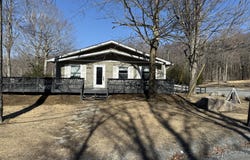 Skyview Lakes Mountain Drive & Oakwood Drive Corner, Greentown, PA 18426