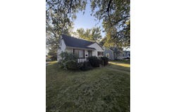 634 Grand Street, Adrian, MI 49221