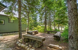 116 Mathews Ridge Rd, Priest River, ID 83856