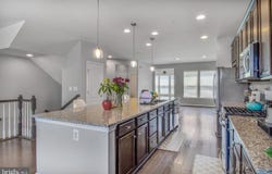 7925 BREEZY KNOLL LN, HANOVER, MD 21076