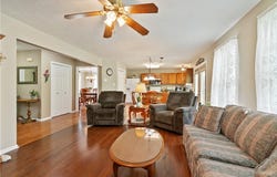 348 Treetop Dr, Cecil, PA 15317