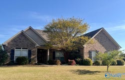 6701 Mceachern Lane, Owens Cross Roads, AL 35763
