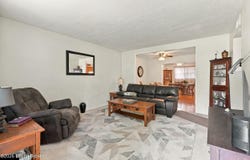 177 Springwood Dr, Louisville, KY 40229