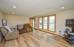 3604 E 25th St, Sioux Falls, SD 57103