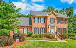 105 Brookton Court, Clemmons, NC 27012