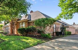 6706 Mt Vernon Court, Arlington, TX 76017