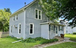 818 Summer Street, Grinnell, IA 50112
