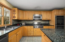 2 Wingfoot Lane, Millbury, MA 01527