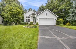 270 Silver Ridge Drive, Holland, MI 49424