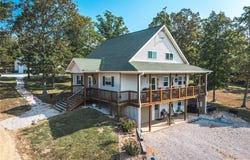 8096 Buffington Road, Summersville, MO 65571