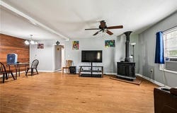 31933 SHELLY Drive, Springfield, LA 70462