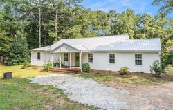 407 Johnstonville Road, Barnesville, GA 30204