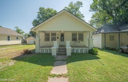 606 S Pennsylvania Avenue, Columbus, KS 66725