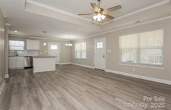 507 E Cloninger Street, Dallas, NC 28034
