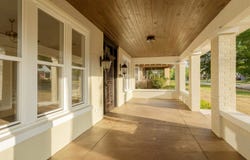 928 N Wood Ave, Florence, AL 35630