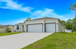 930 Hammacher Avenue SW, Palm Bay, FL 32908