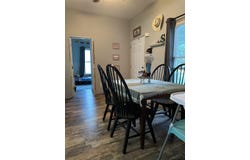 716 E 10th St, Newton, KS 67114