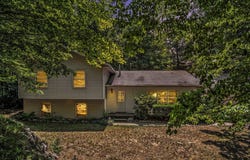 6767 Wildwood Court, Cedar Springs, MI 49319