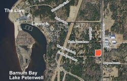 593,595 County Road Z, Nekoosa, WI 54457