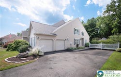 2073 Rolling Meadow Drive, Lower Macungie Twp, PA 18062