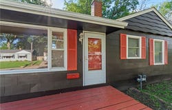 1705 S Pearl Street, Independence, MO 64055