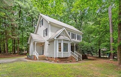 201 Cobblestone Drive, Chapel Hill, NC 27516
