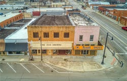 105 W Main Street, Sayre, OK 73662