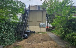 569 W PHILADELPHIA STREET, YORK, PA 17403