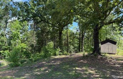 526 HWY 310, COMO, MS 38619