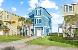 4223 King Rail CIR, Galveston, TX 77554