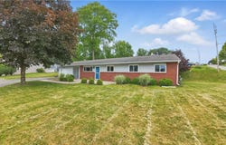 218 Longview Drive, Manor, PA 15642