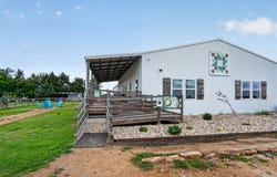 9262 Farm Road 79, Sumner, TX 75486