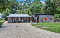 304 Beechwood, Hemphill, TX 75948