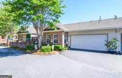 149 Villa Park Circle, Stone Mountain, GA 30087