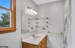 16 HILL ROAD, CARLISLE, PA 17015