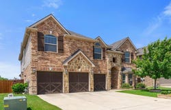2832 Stackhouse Street, Fort Worth, TX 76244